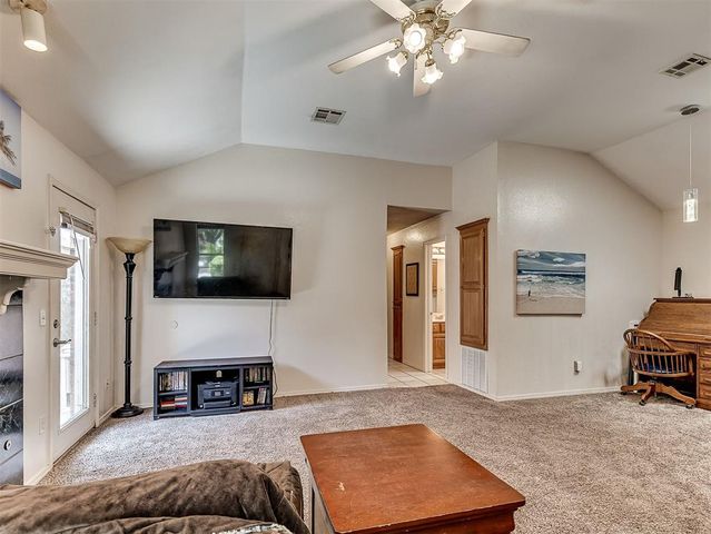 1325 White Oak Road, Moore, OK 73160