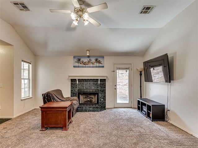 1325 White Oak Road, Moore, OK 73160