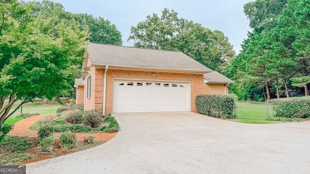 145 Brown Street, Hartwell, GA 30643