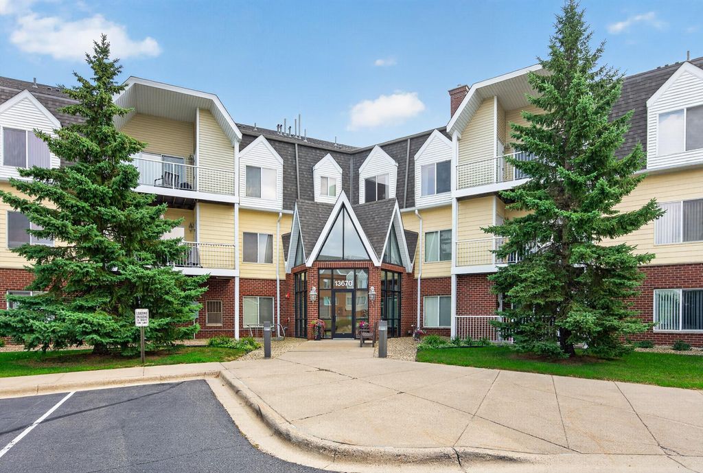 13670 Carrach Avenue 310, Rosemount, MN 55068