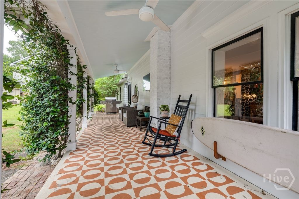 Image 2 of property listing at 3808 Harmon Street, Savannah, GA 31405