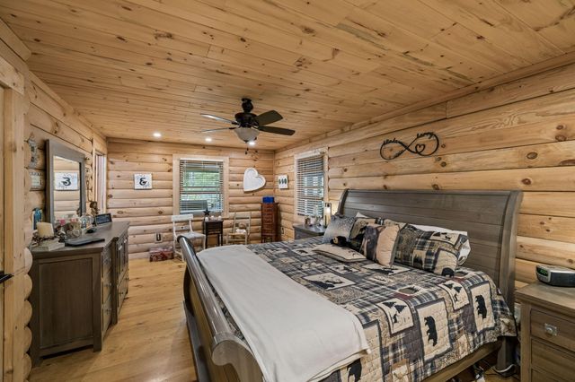 1532 Turkey Creek Road, Tellico Plains, TN 37385