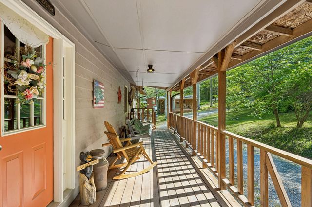 1532 Turkey Creek Road, Tellico Plains, TN 37385