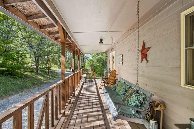 1532 Turkey Creek Road, Tellico Plains, TN 37385