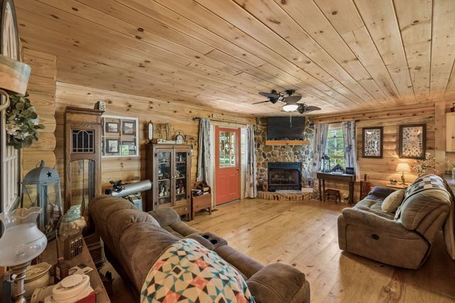 1532 Turkey Creek Road, Tellico Plains, TN 37385