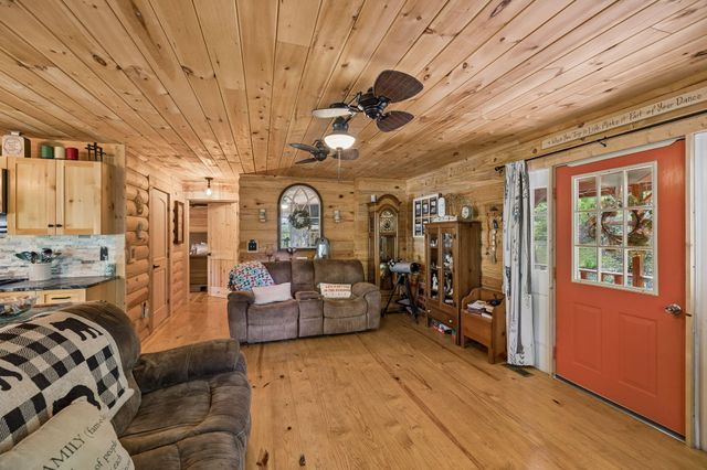 1532 Turkey Creek Road, Tellico Plains, TN 37385