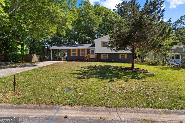 182 Slicky Rock Ct, Riverdale, GA 30274