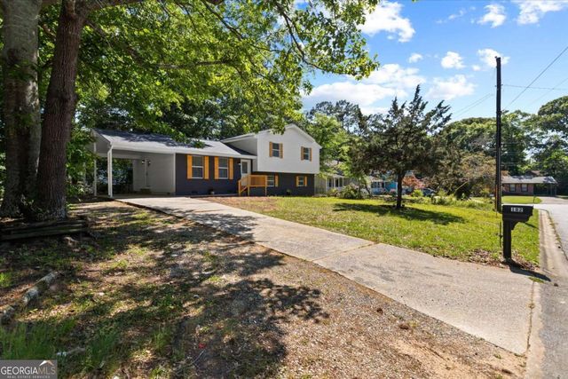 182 Slicky Rock Ct, Riverdale, GA 30274