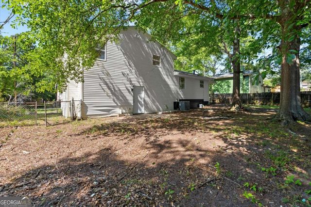 182 Slicky Rock Ct, Riverdale, GA 30274