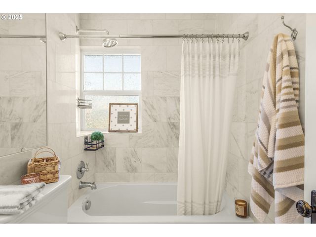 20 Nw 16TH Ave 311, Portland, OR 97209
