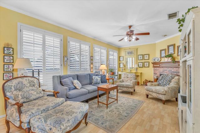 1324 Black Oak Drive, Carrollton, TX 75007