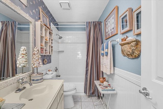 1324 Black Oak Drive, Carrollton, TX 75007