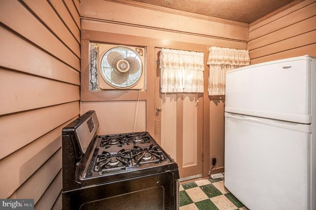 3401 SHIRLEYS HILL RD, Partlow, VA 22534
