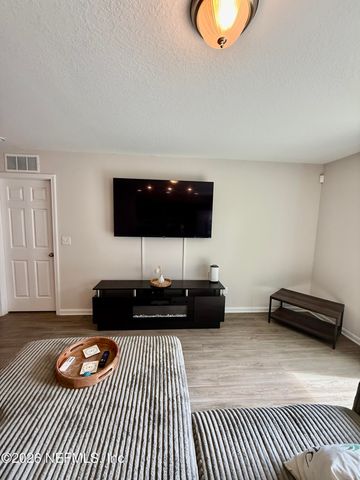 4614 HUNT Street, Jacksonville, FL 32254