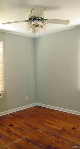 220 Du Bourg Lane, Florissant, MO 63031