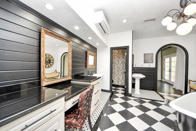 2310 Canterbury Court, Deer Park, TX 77536