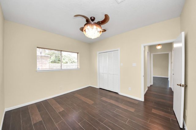 2310 Canterbury Court, Deer Park, TX 77536