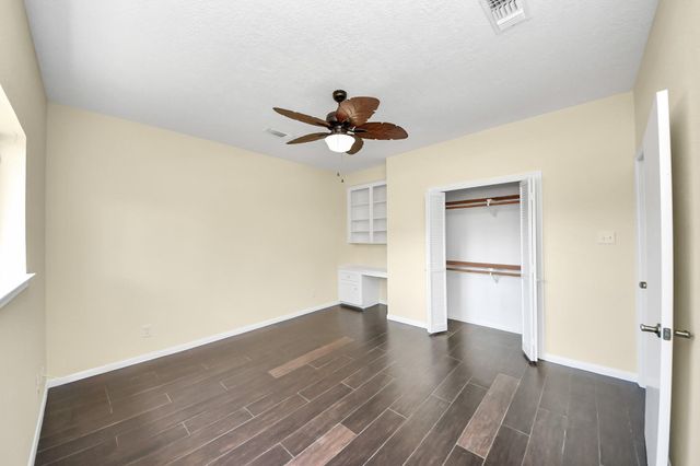 2310 Canterbury Court, Deer Park, TX 77536