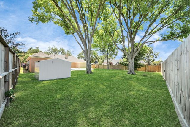 2310 Canterbury Court, Deer Park, TX 77536