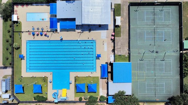 2310 Canterbury Court, Deer Park, TX 77536