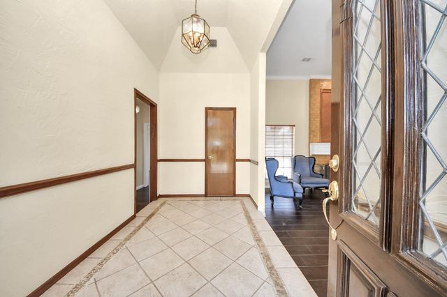 2310 Canterbury Court, Deer Park, TX 77536