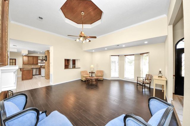 2310 Canterbury Court, Deer Park, TX 77536