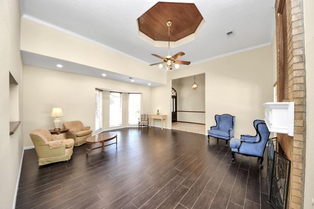 2310 Canterbury Court, Deer Park, TX 77536