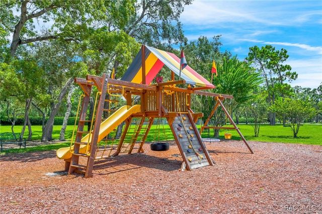 9316 Gentle Ben Court, Weeki Wachee, FL 34613