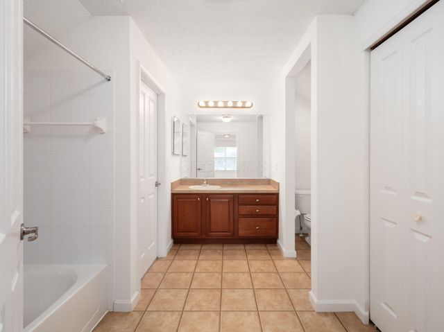 4210 Cobbler Road, 15, New Albany, OH 43054