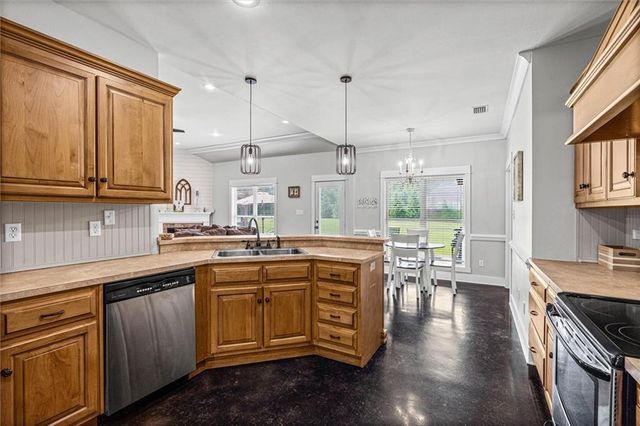 12883 Gaston Loop Road, Grand Bay, AL 36541