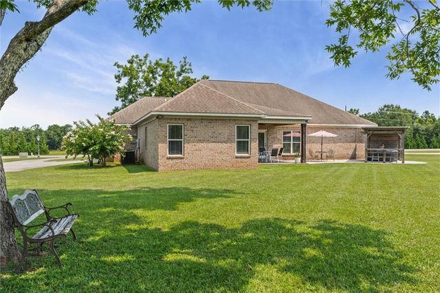 12883 Gaston Loop Road, Grand Bay, AL 36541
