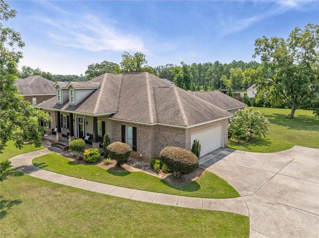12883 Gaston Loop Road, Grand Bay, AL 36541