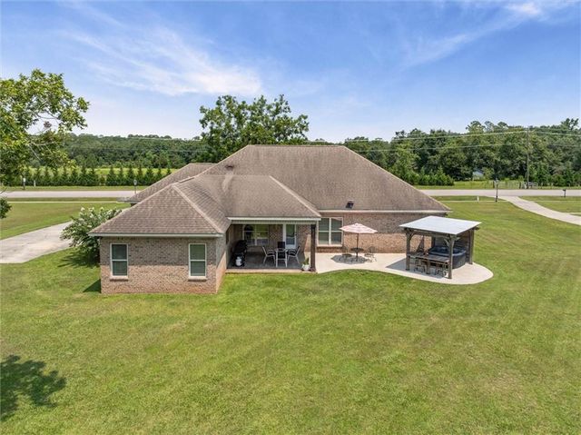 12883 Gaston Loop Road, Grand Bay, AL 36541