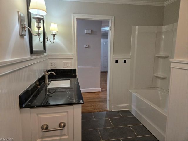 207 Buttercup Drive, Jamestown, NC 27282