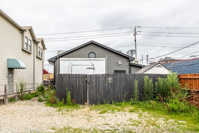 915 Broad Ripple Avenue, Indianapolis, IN 46220