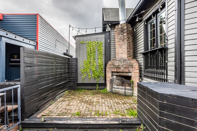 915 Broad Ripple Avenue, Indianapolis, IN 46220