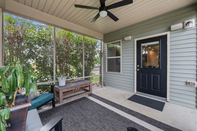 2504 Averon Drive, Fuquay Varina, NC 27526