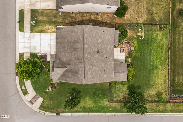 2504 Averon Drive, Fuquay Varina, NC 27526