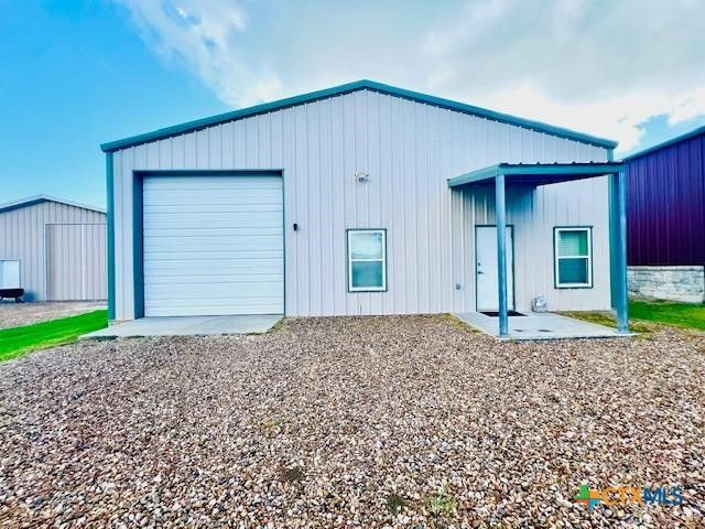 76 Coastal Oaks Loop, Port O'connor, TX 77982