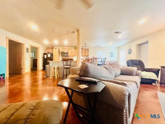 76 Coastal Oaks Loop, Port O'connor, TX 77982