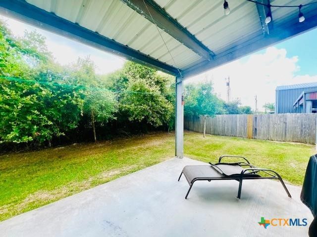 76 Coastal Oaks Loop, Port O'connor, TX 77982