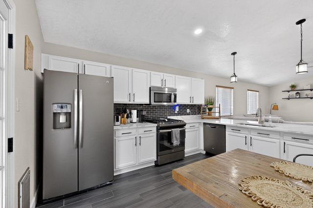 5348 River Ridge Avenue NW, Albuquerque, NM 87114