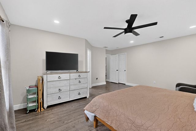 5348 River Ridge Avenue NW, Albuquerque, NM 87114