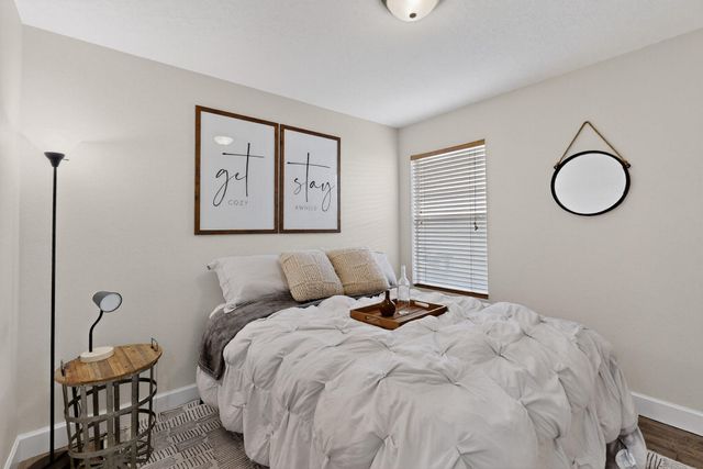 5348 River Ridge Avenue NW, Albuquerque, NM 87114