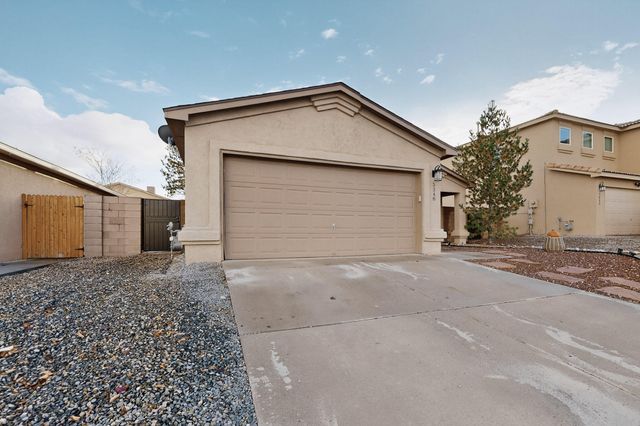 5348 River Ridge Avenue NW, Albuquerque, NM 87114