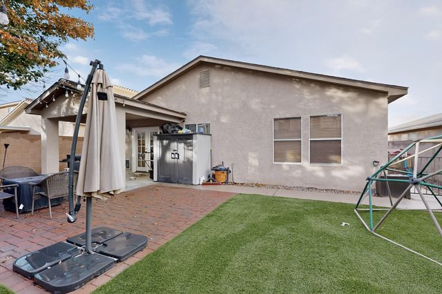 5348 River Ridge Avenue NW, Albuquerque, NM 87114