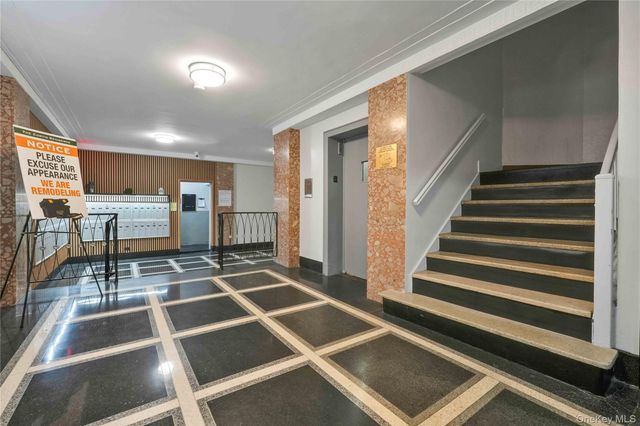 123-25 82nd Avenue 5R, Kew Gardens, NY 11415