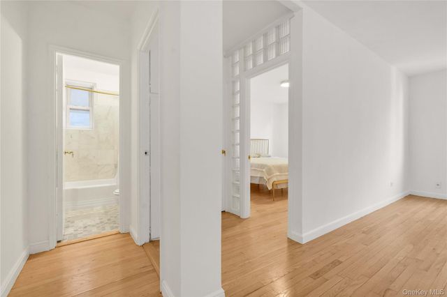 123-25 82nd Avenue 5R, Kew Gardens, NY 11415