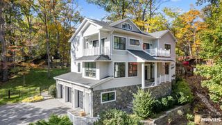 119 Stonebridge Road, Montclair, NJ 07042
