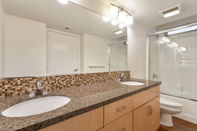 687 S Coast Hwy 101 219, Encinitas, CA 92024